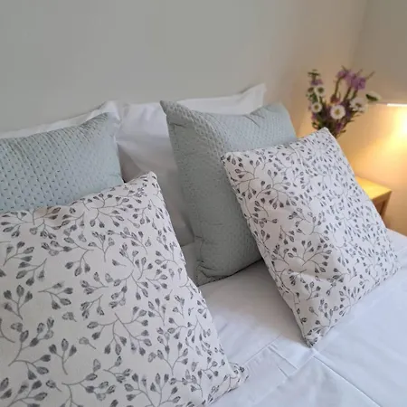 Allegro Patio House *