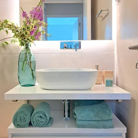 Allegro Patio House *