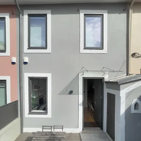 Allegro Patio House Porto