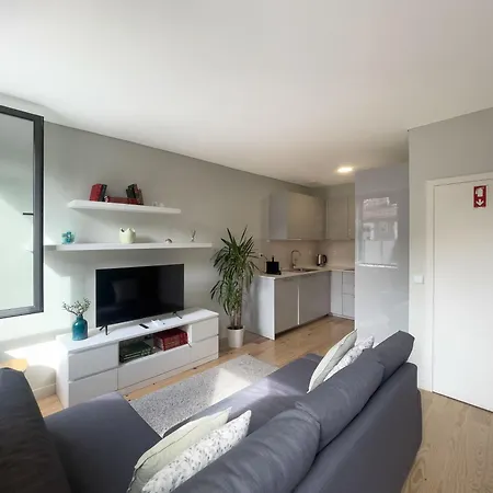 Allegro Patio House * Oporto